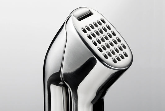 Stainless Steel Garlic Press - Premium stainless steel with detachable handles for effortless mincing and cleaning. - US 4353